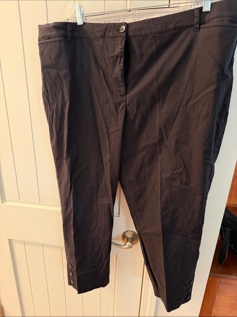Talbots Black Cropped Button-Hem Capris